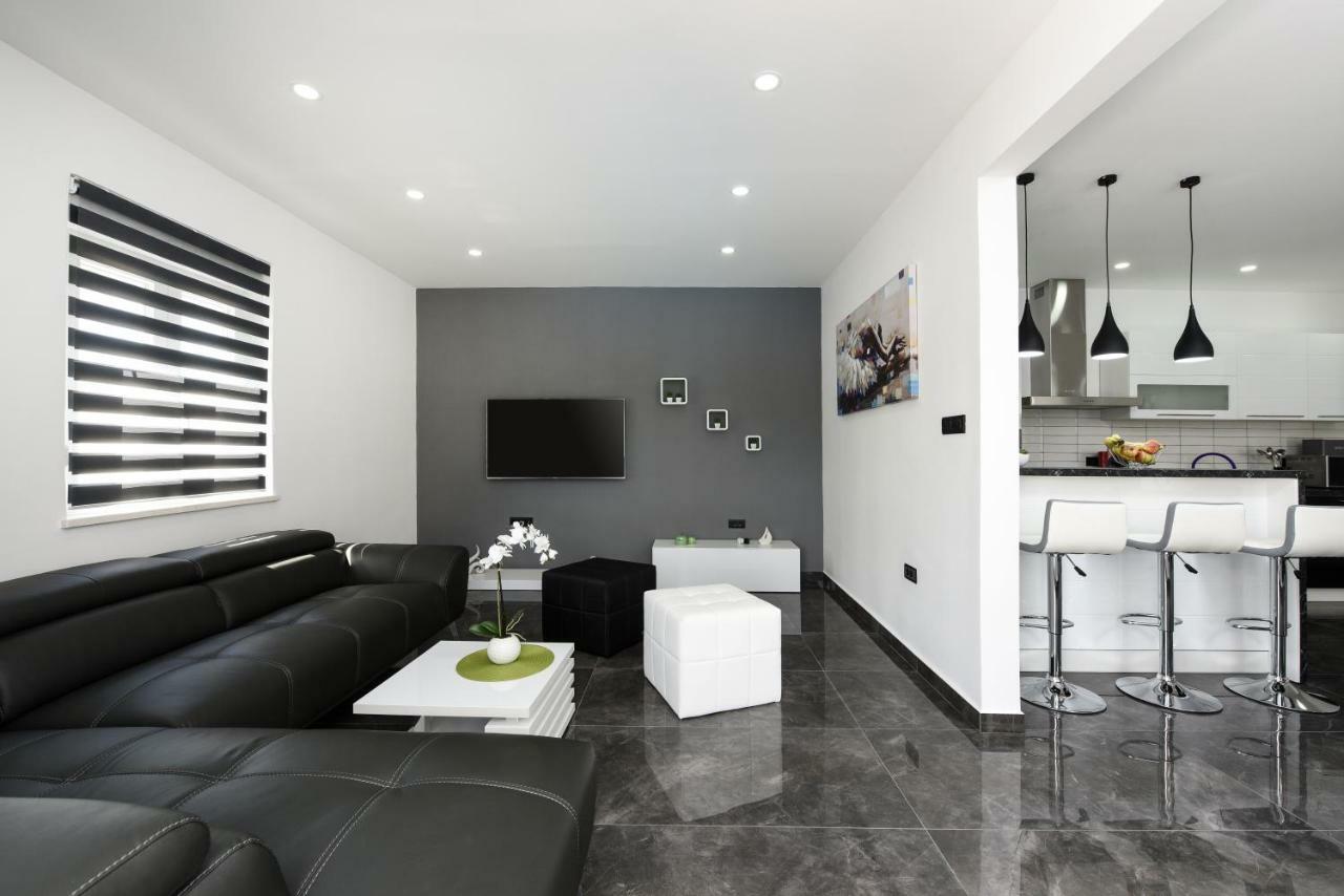 Villa Mare - With Heated Pool Zadar Zewnętrze zdjęcie