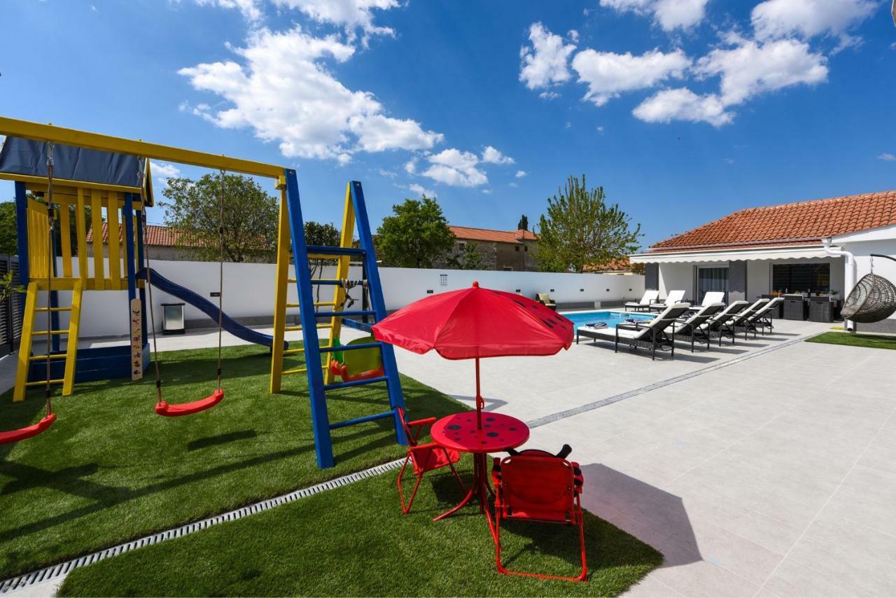 Villa Mare - With Heated Pool Zadar Zewnętrze zdjęcie